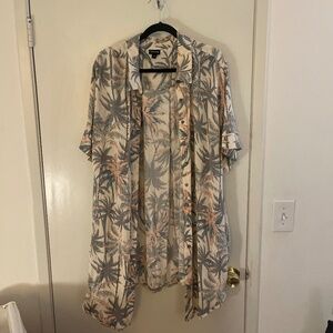 Torrid size 2 tropical print long button down